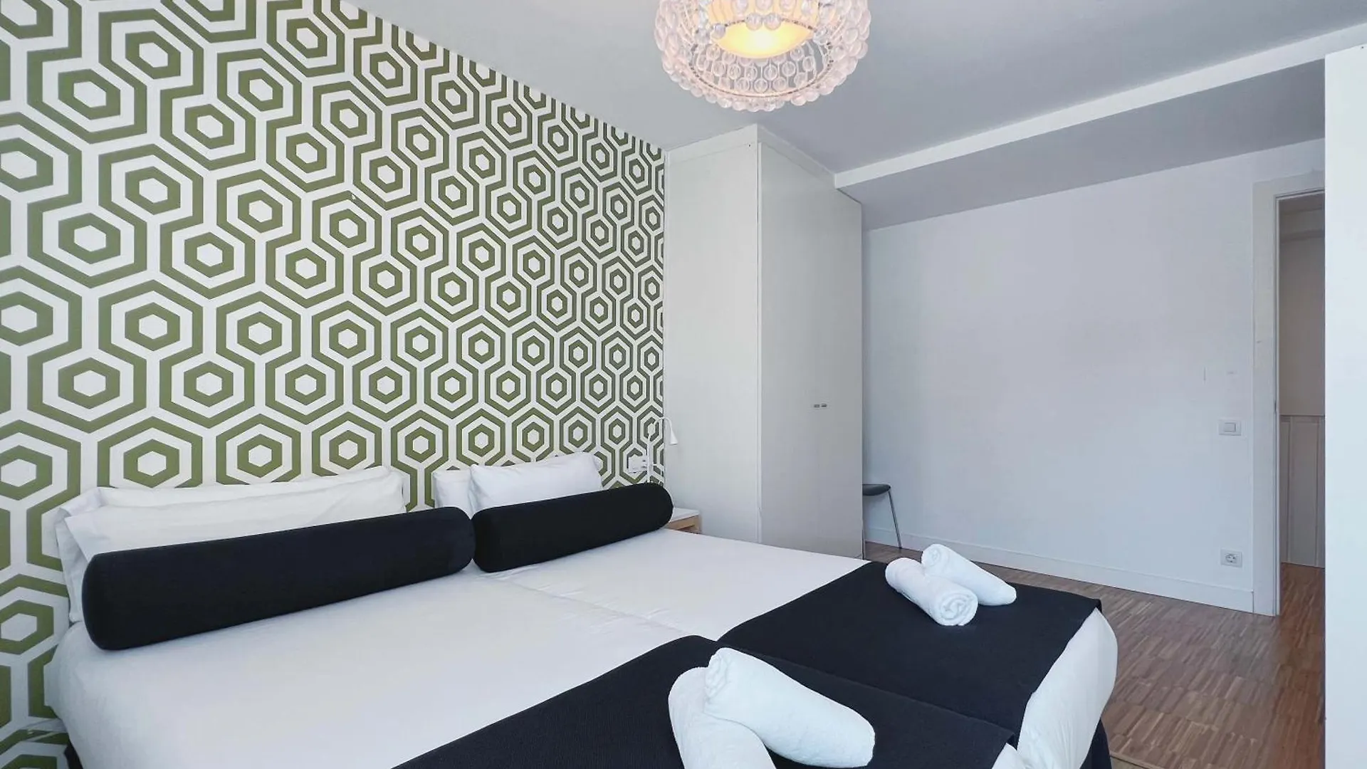 Stay U-Nique Apartments Pellaires Barcelona España