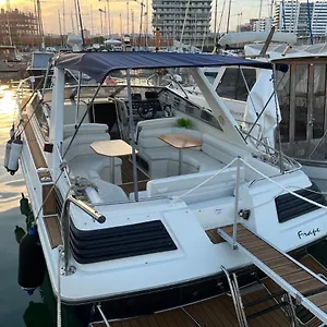 Hotel en barco Barco Frape, Barcelona